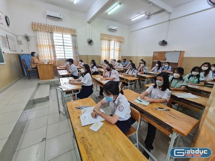 TP.HCM công bố toàn bộ đáp án các môn thi tuyển sinh vào lớp 10 năm 2022 - Giáo dục Việt Nam