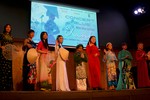 Hội Sinh viên Việt Nam tại Anh tổ chức nhạc hội gây quỹ xây dựng lớp học