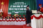 Bình Định “trải thảm” đón nhân tài, Giáo sư về làm việc được hỗ trợ 400 triệu