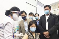 Những hình ảnh đầu tiên tiêm Vacccine ngừa Covid-19 tại Việt Nam