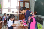 Bệnh thành tích đang kéo giáo dục Việt Nam tuột dốc (Ảnh: sggp.org.vn)