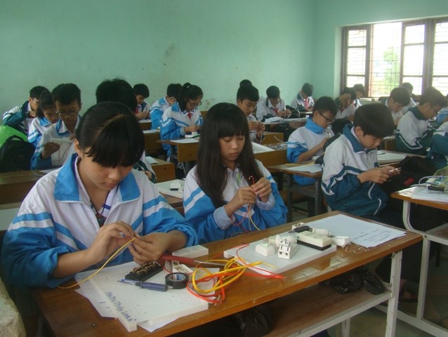 Nên bỏ dạy nghề cho học trò trung học cơ sở - Giáo dục Việt Nam