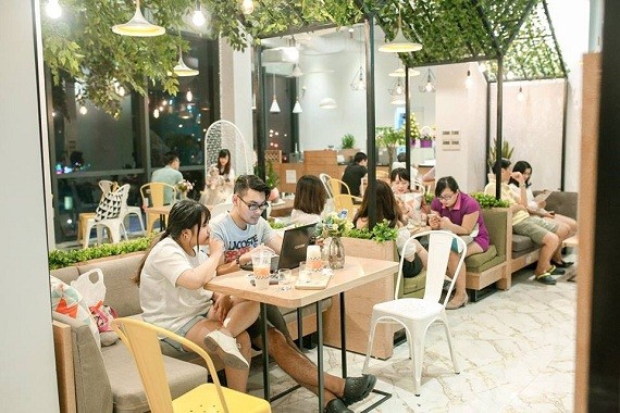 Giá»¯a Bá»™n Bá» Tra Sá»¯a Uá»'ng Khac Ä'i Vá»›i Soya Garden Giao Dá»¥c Viá»‡t Nam