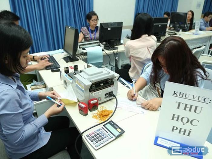 Học sinh công lập ở Thành phố Hồ Chí Minh không phải đóng học phí học kỳ 2