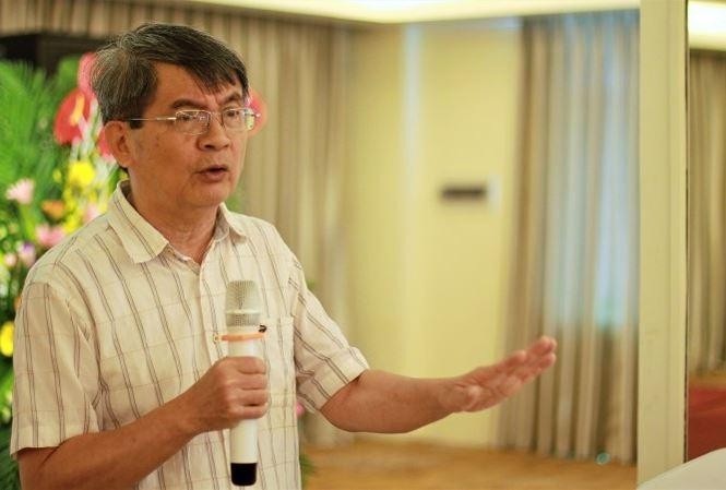 GS.Ngô Việt Trung: Nếu Bộ GD không sửa quy chế sẽ còn tiếp tục có TS &apos;cầu lông&apos;